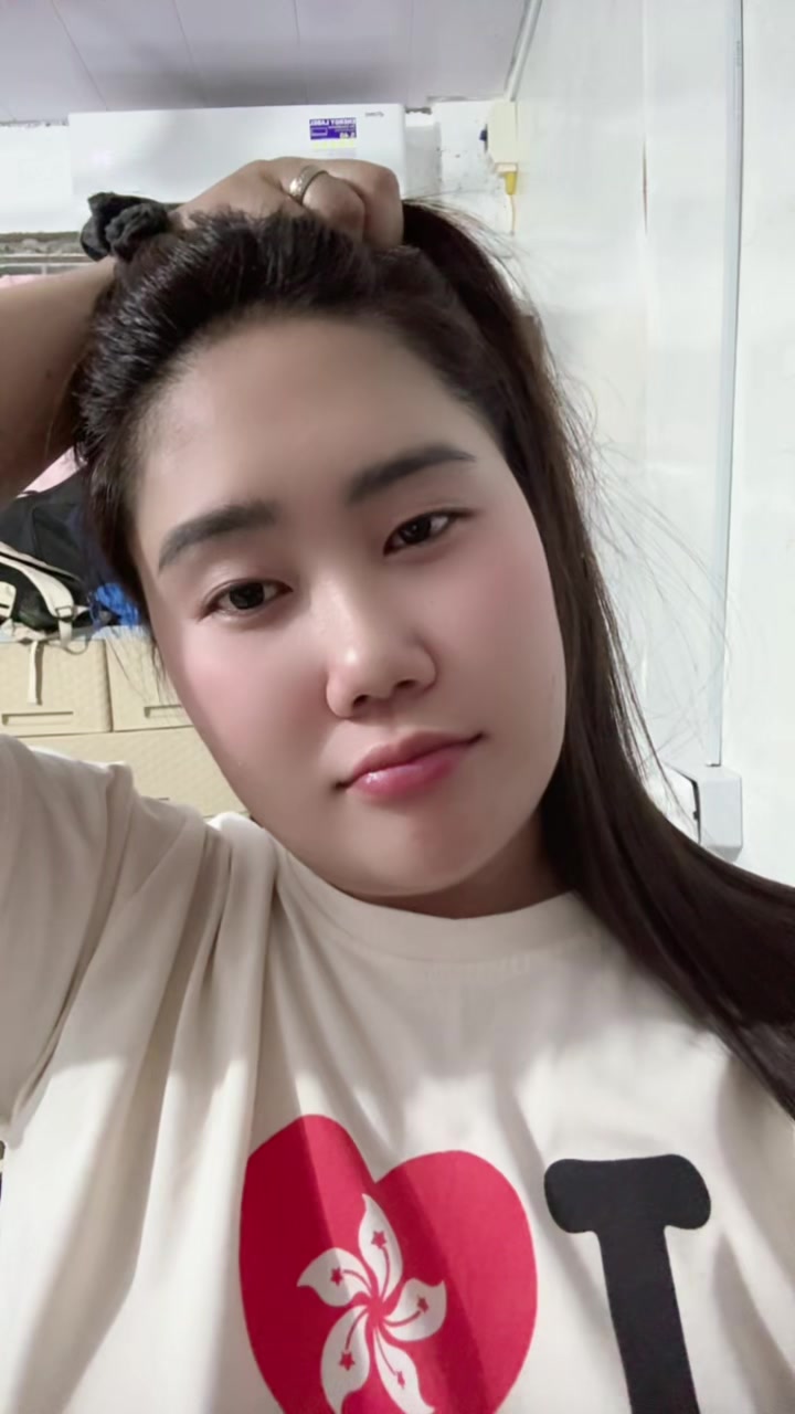 @الآنسة تش ᥫ᭡🇵🇭🇶🇦
