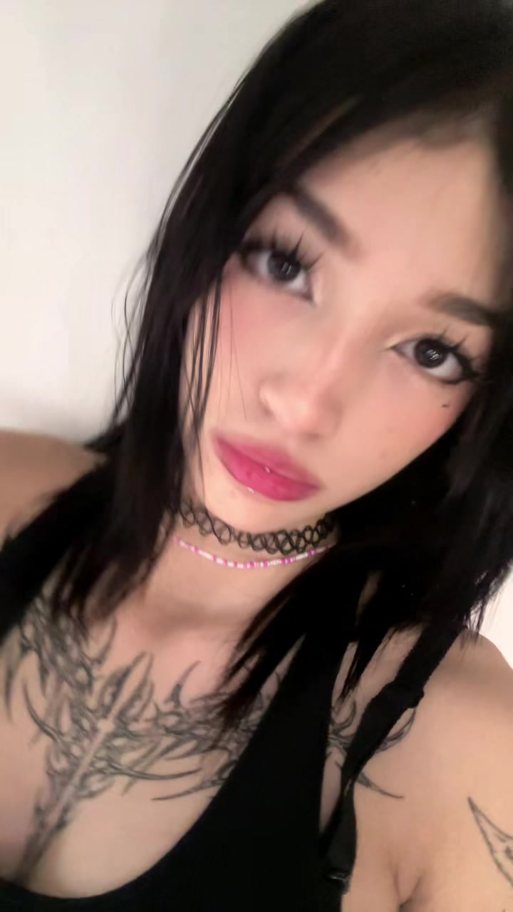 @zurifox_