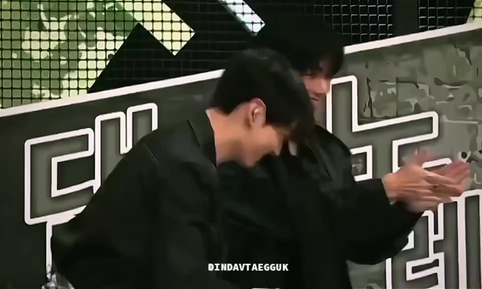@Dinda Vtaegguk