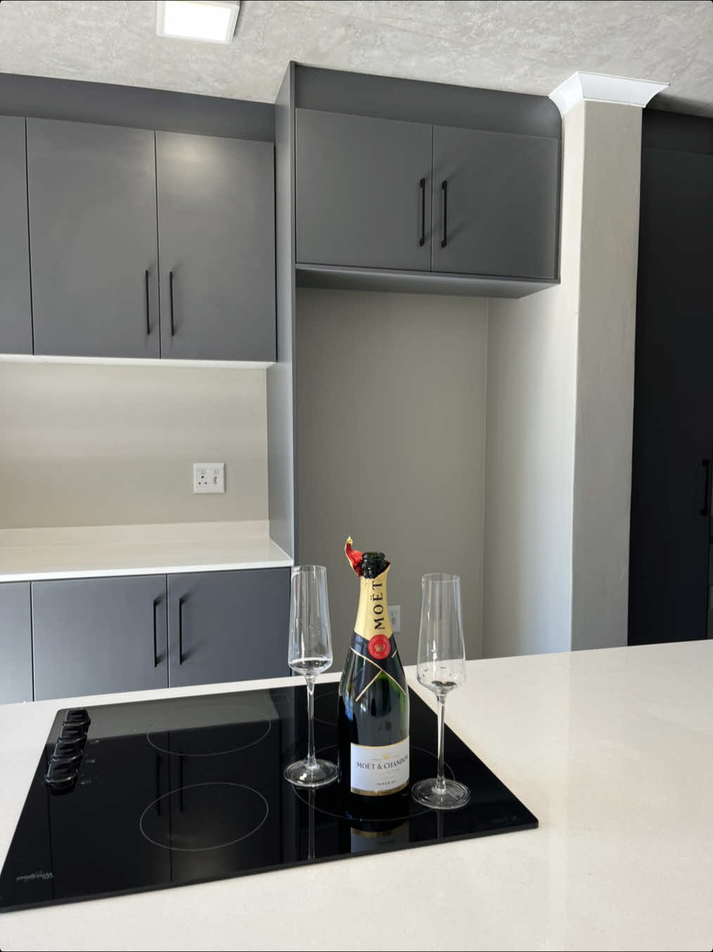 @Mbali The Realtor