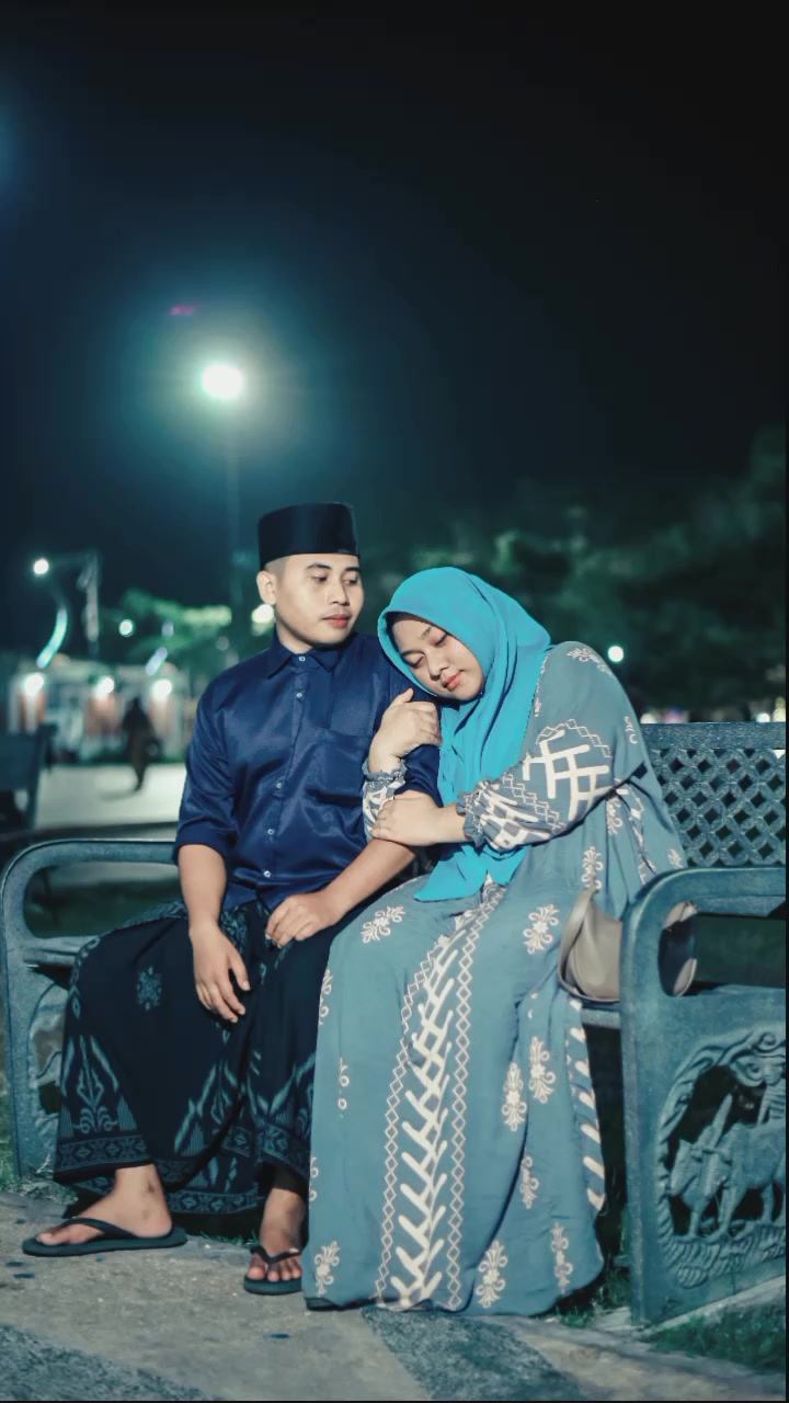 @ZAHRA D