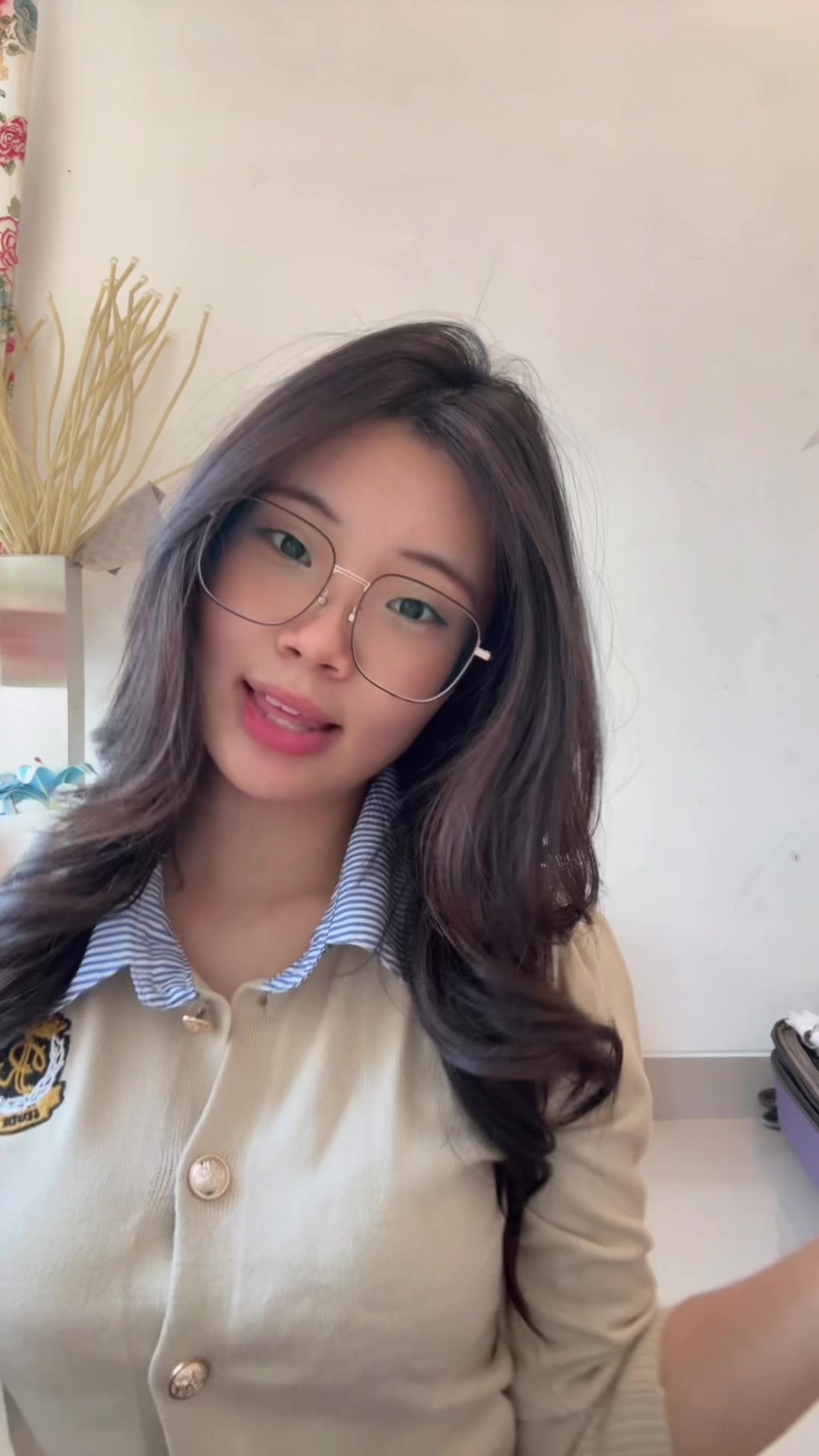 @リリ
