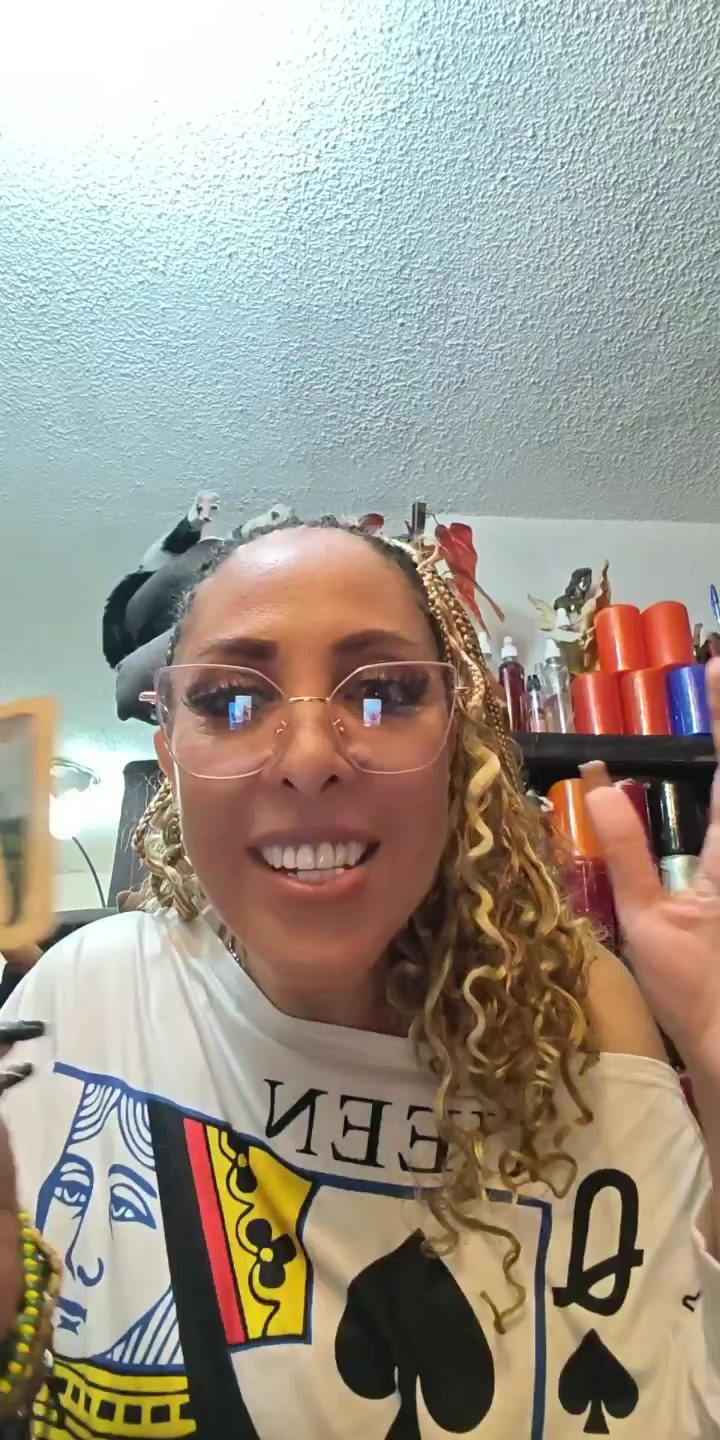 @MaryCarmen La G&uuml;era Oficial