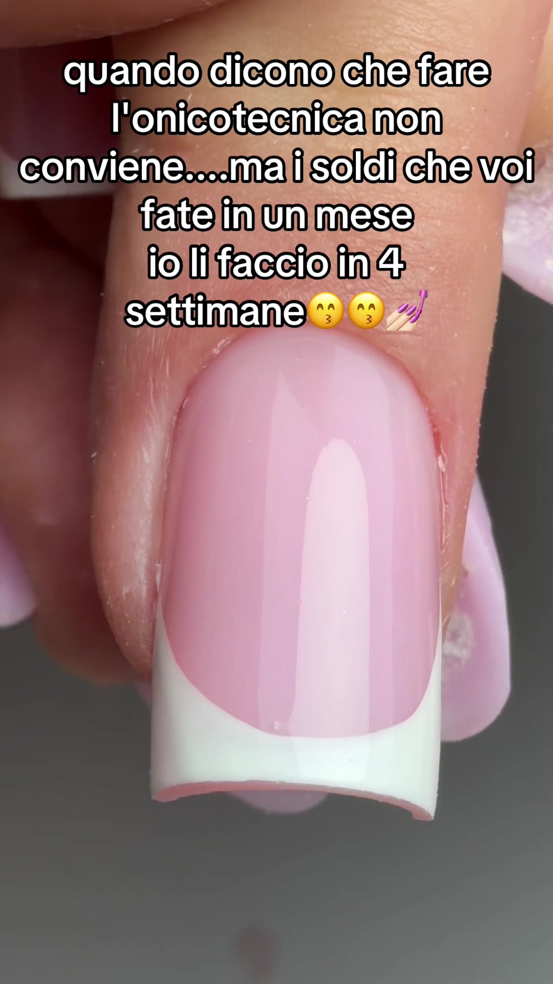 @valeriacoffanail