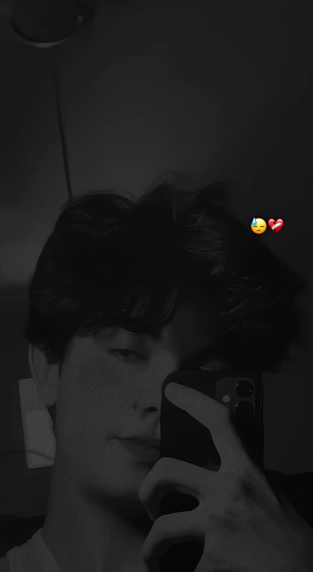 @x y a r