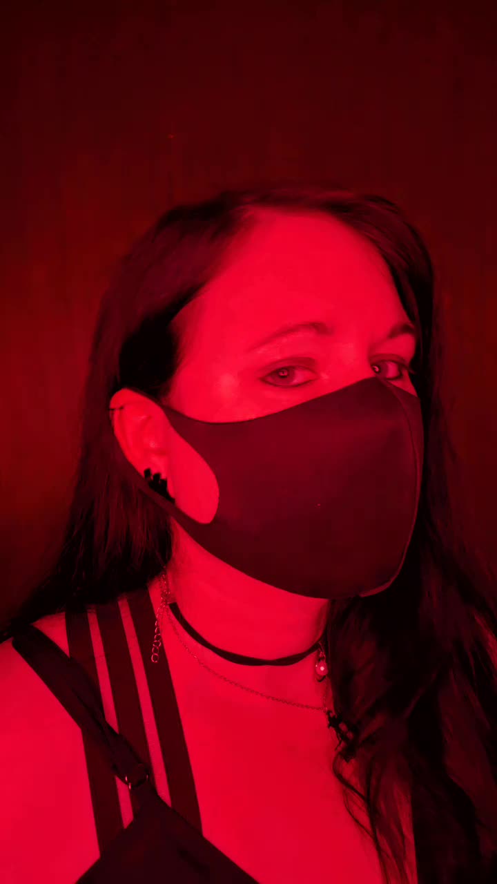 @𝕾𝖆𝖑𝖊𝖒 𝖂𝖎𝖙𝖈𝖍 🖤