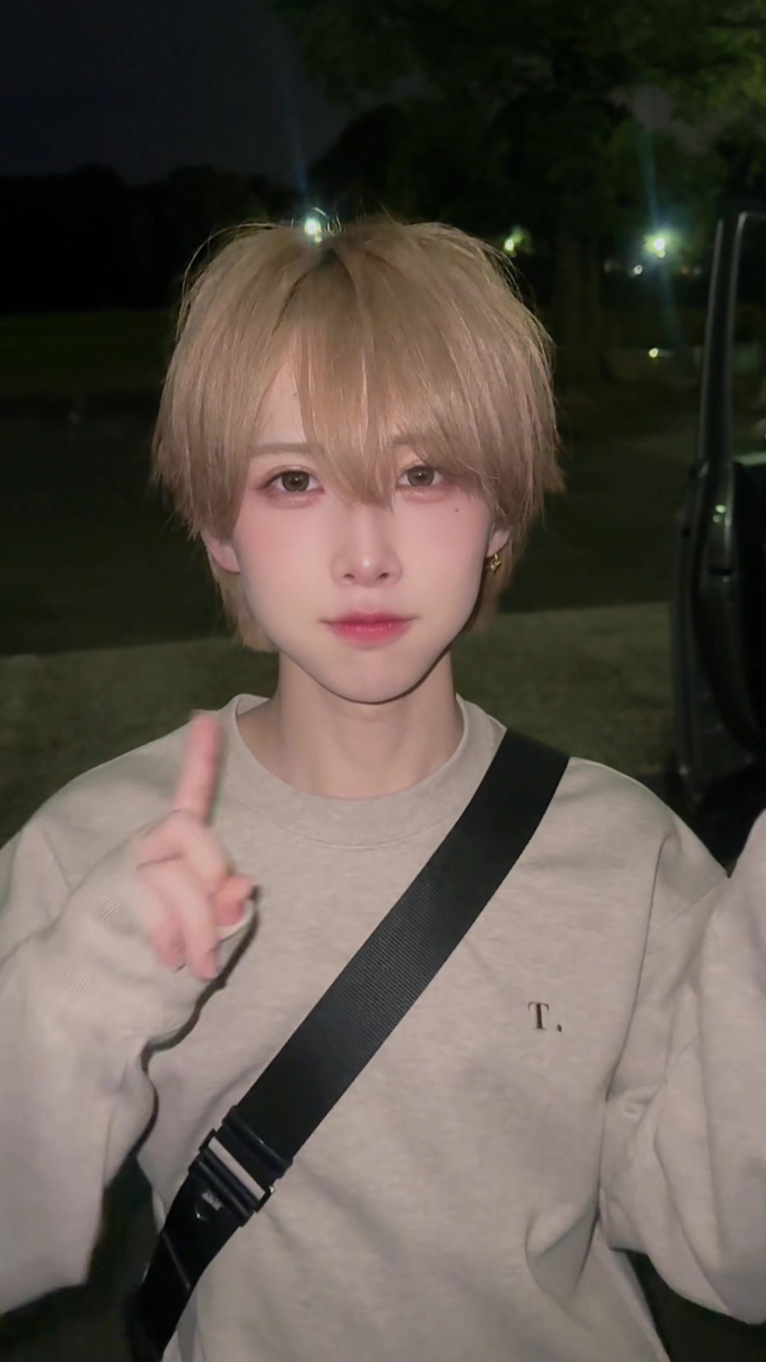 @たく
