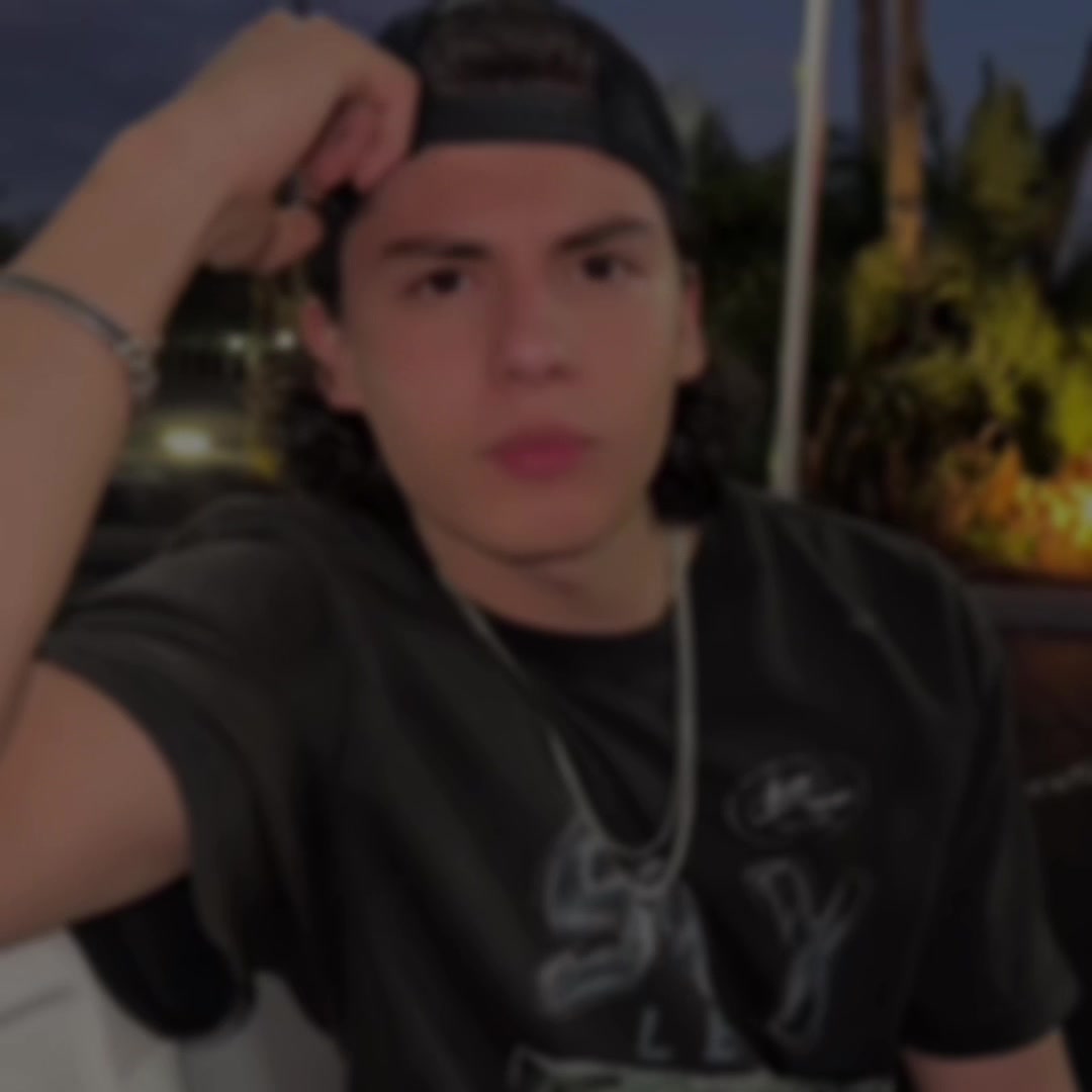 @_lvsmiguelito
