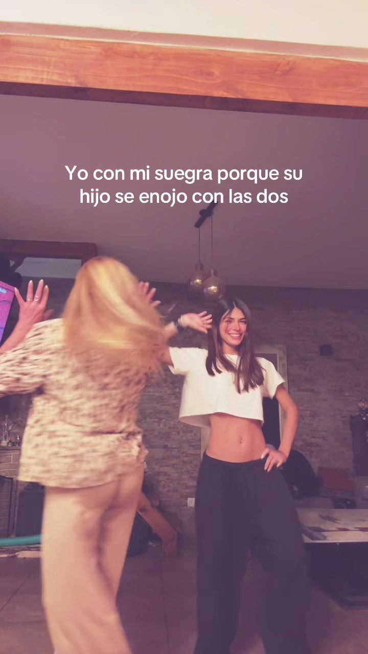 @celuvazqueez