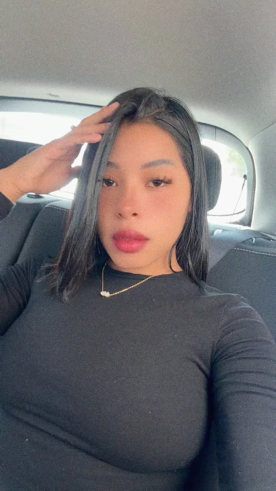 @🦋