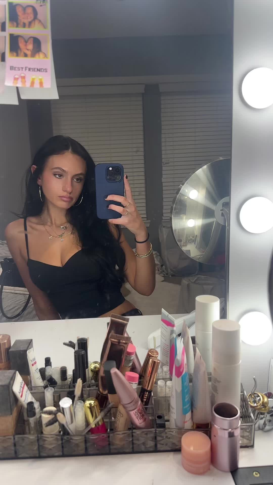@Kellymeir