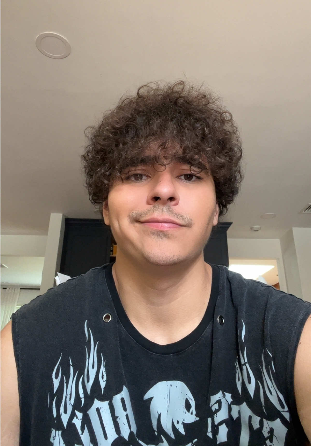 @André