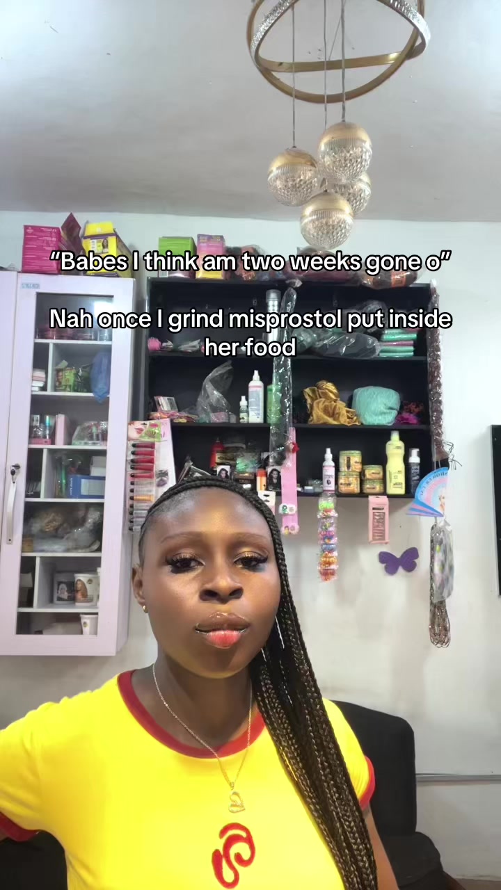 @Deeᥫ᭡💋.