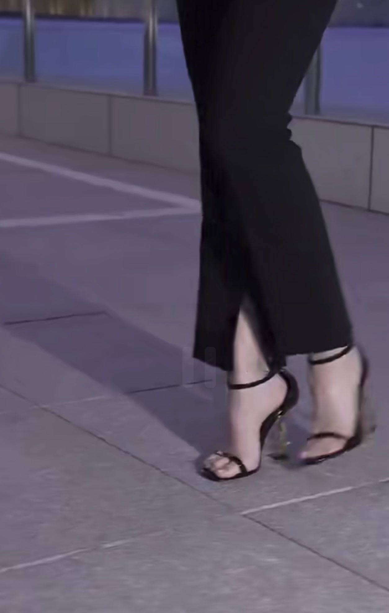 @Footwear Menders