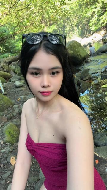 @urgirlmarney