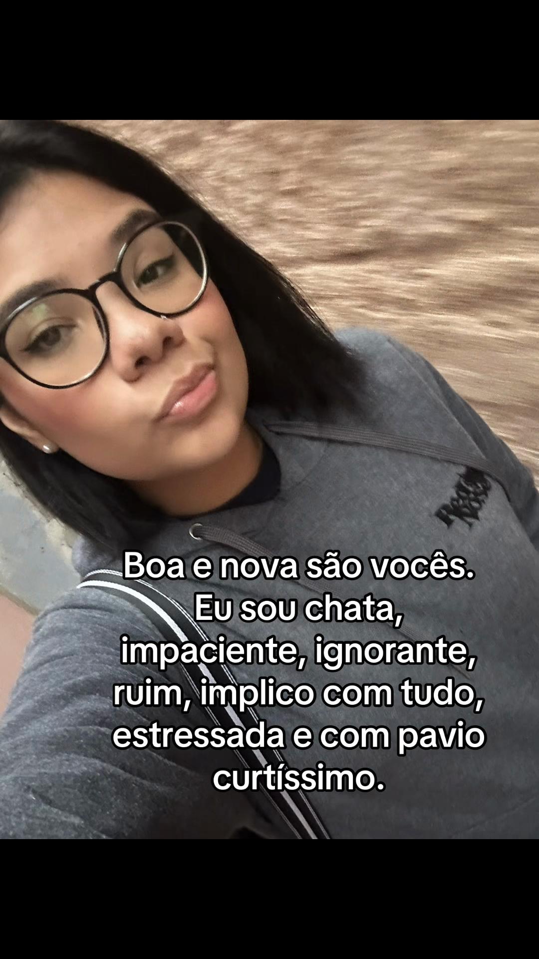 @Kah Furtado