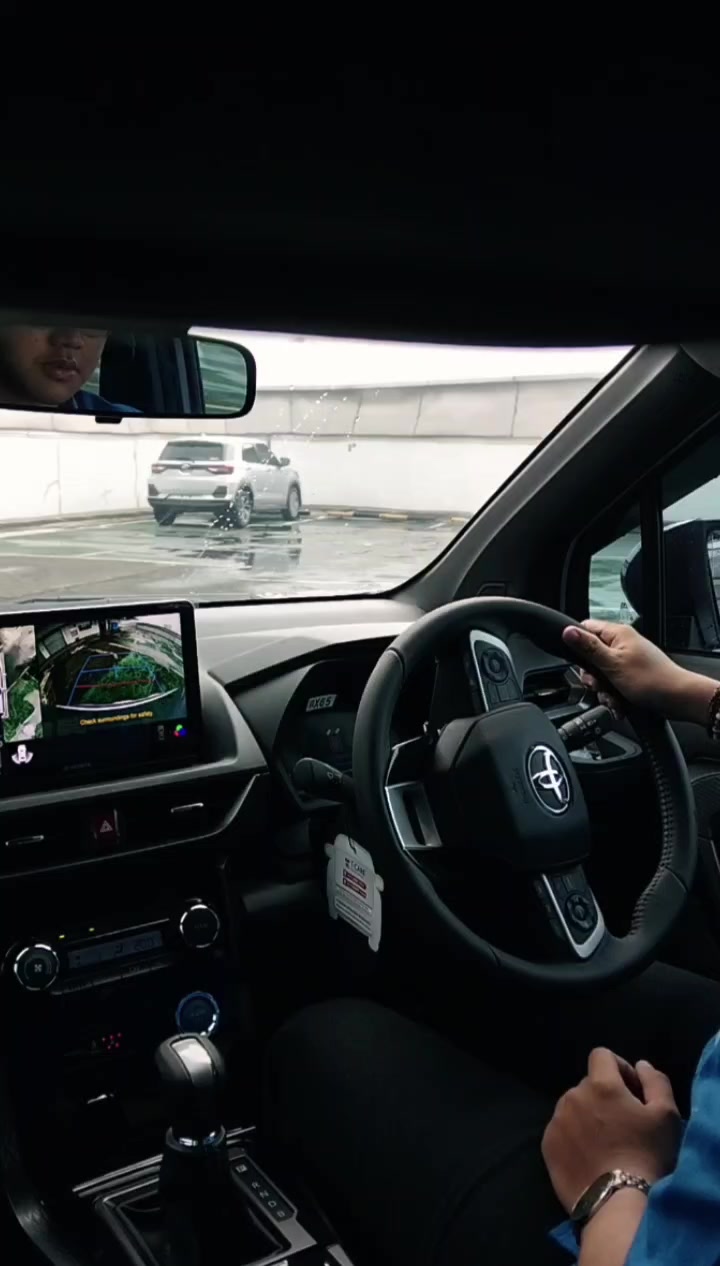 @DARIUS TOYOTA JAKARTA