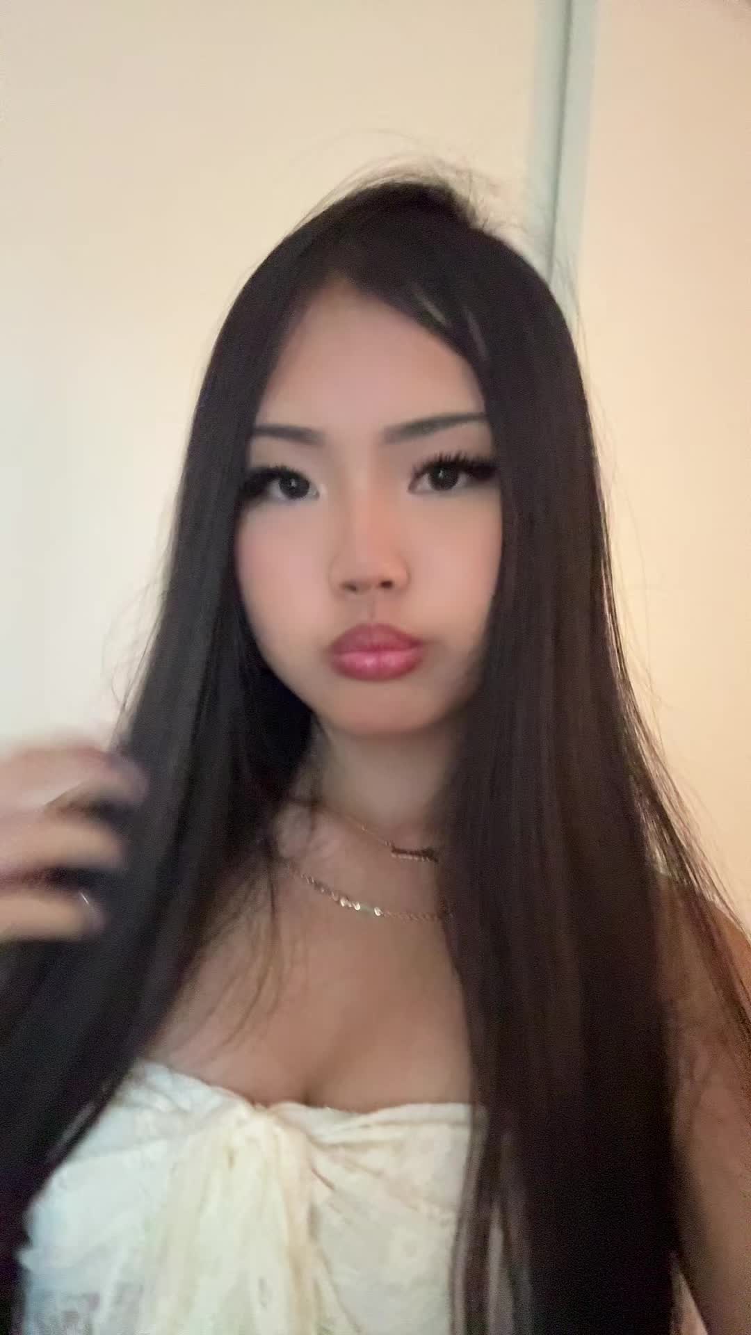 @𝓮.