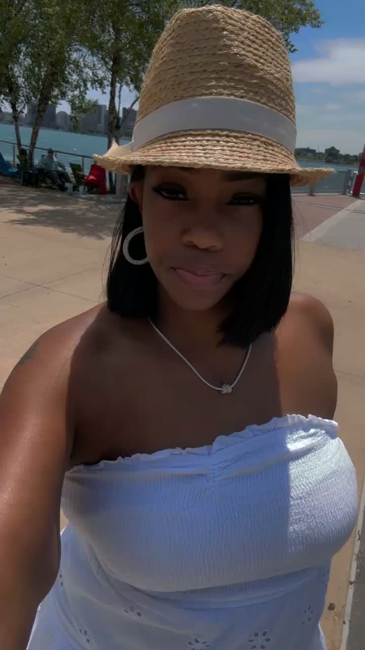 @__Prettyolivia