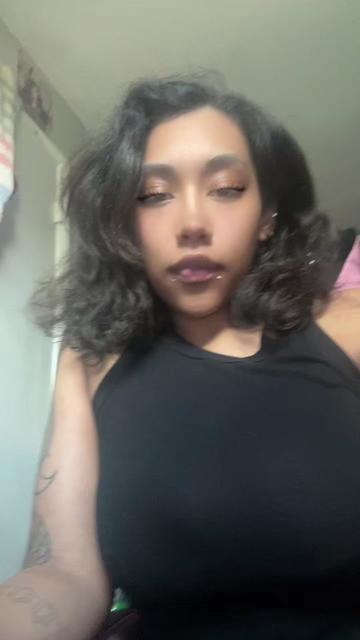 @Ghostqueen🖤🥰