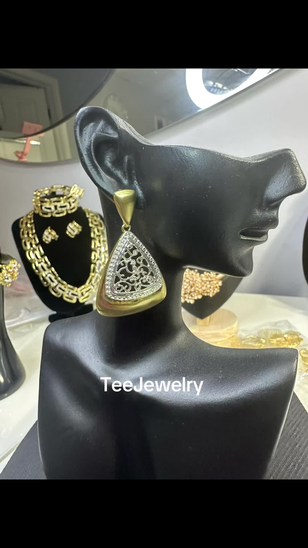 @TeeJewelry