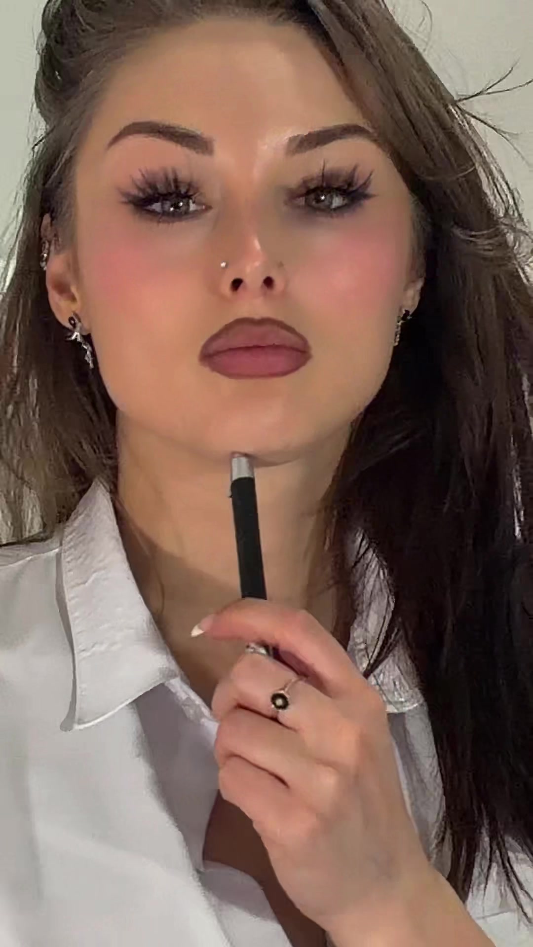 @dev1nair