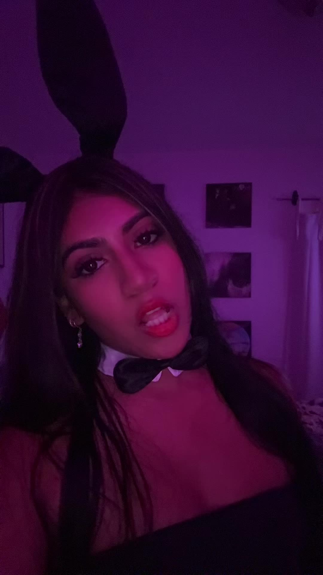 @Angie Singh