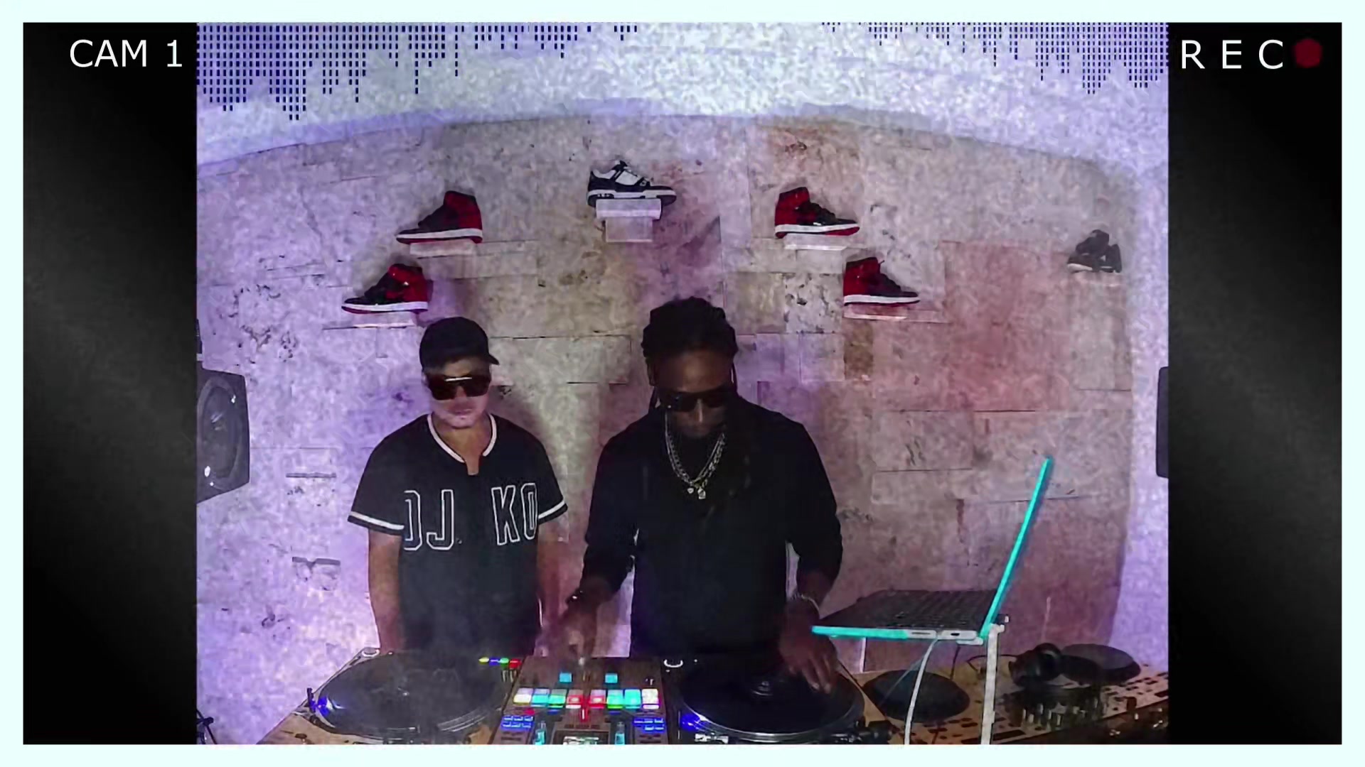 @Deejay Iwonder