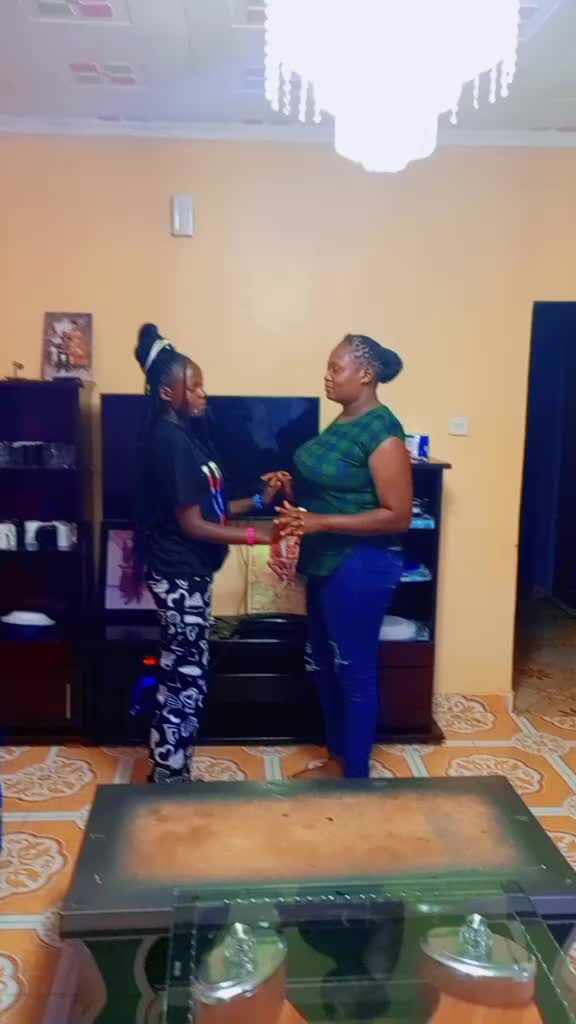 @mama Angel karatina