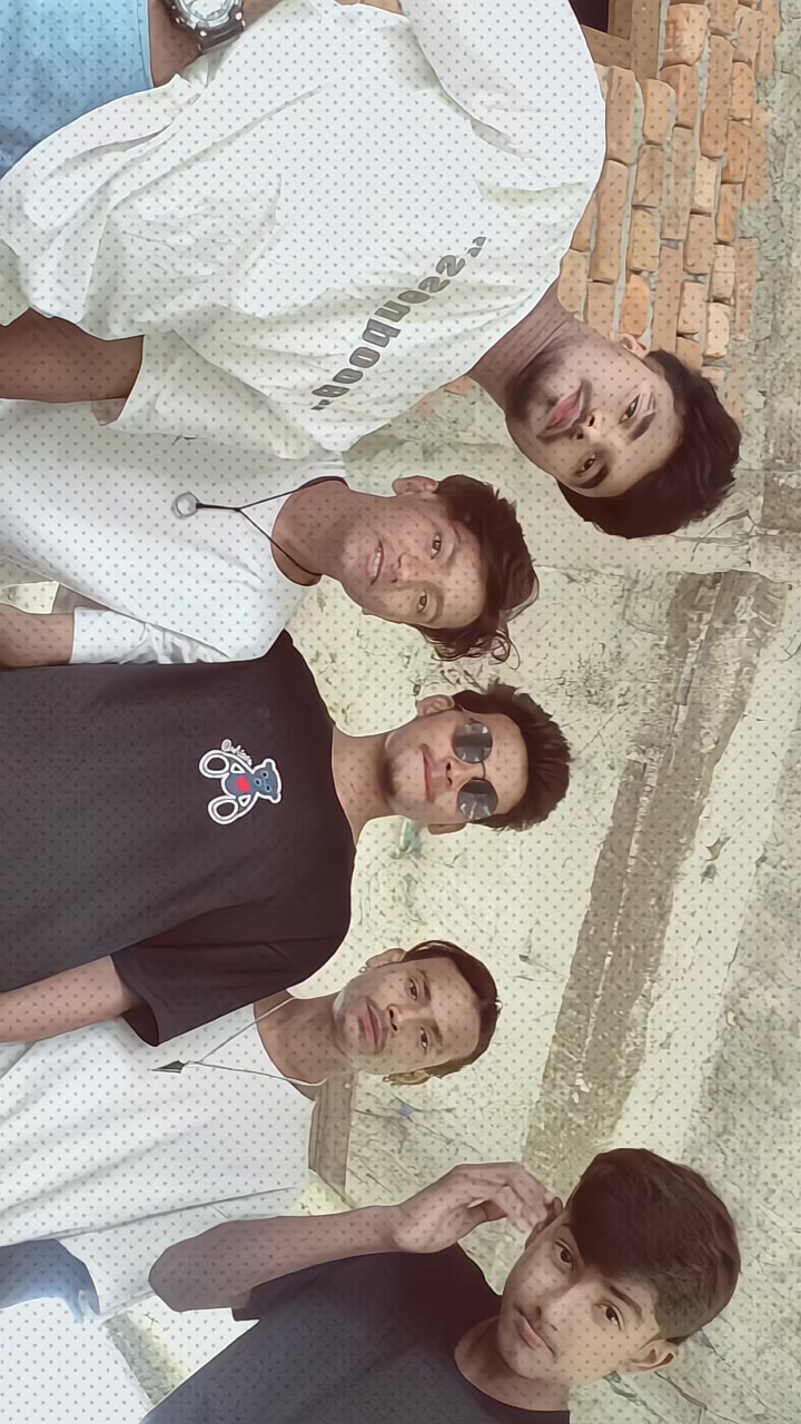 @๐ฒ๐ฐ๐ต๐ฎ๐๐ฅ