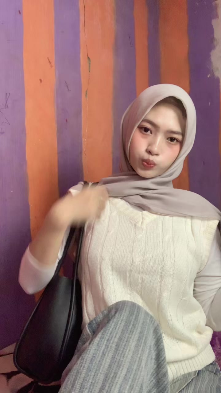 @hazeelnude0