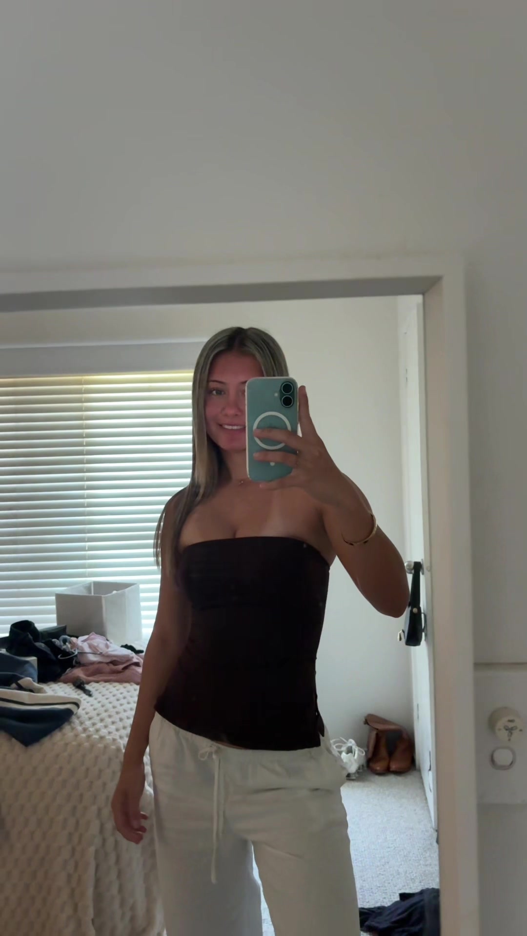 @ELLA TINO