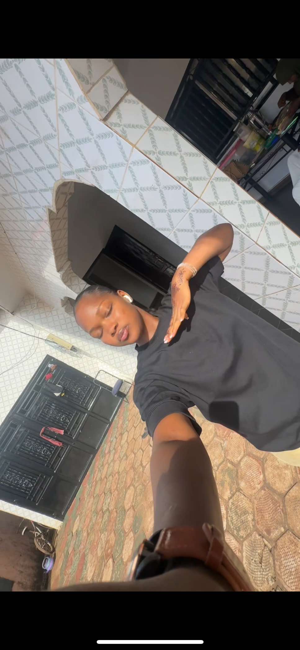 @Hali🇬🇳