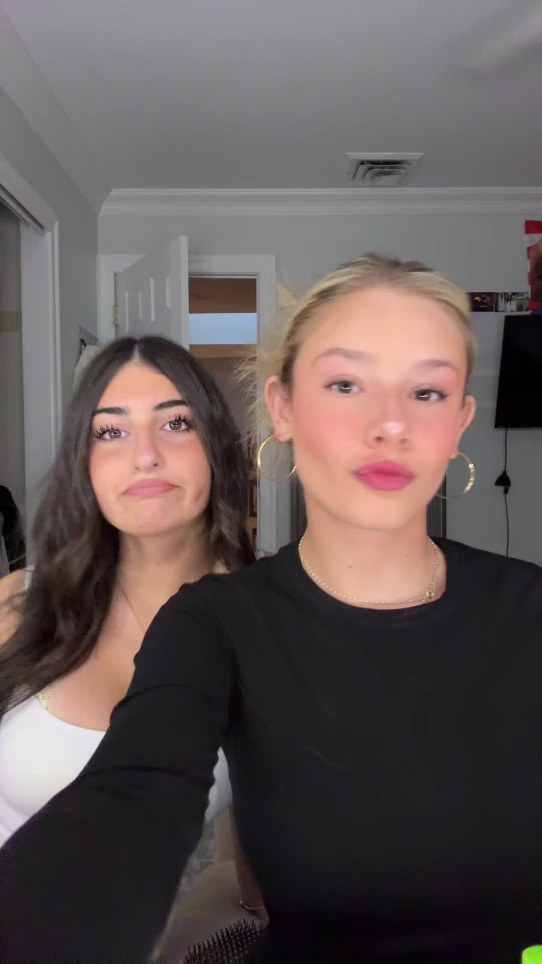 @Cami