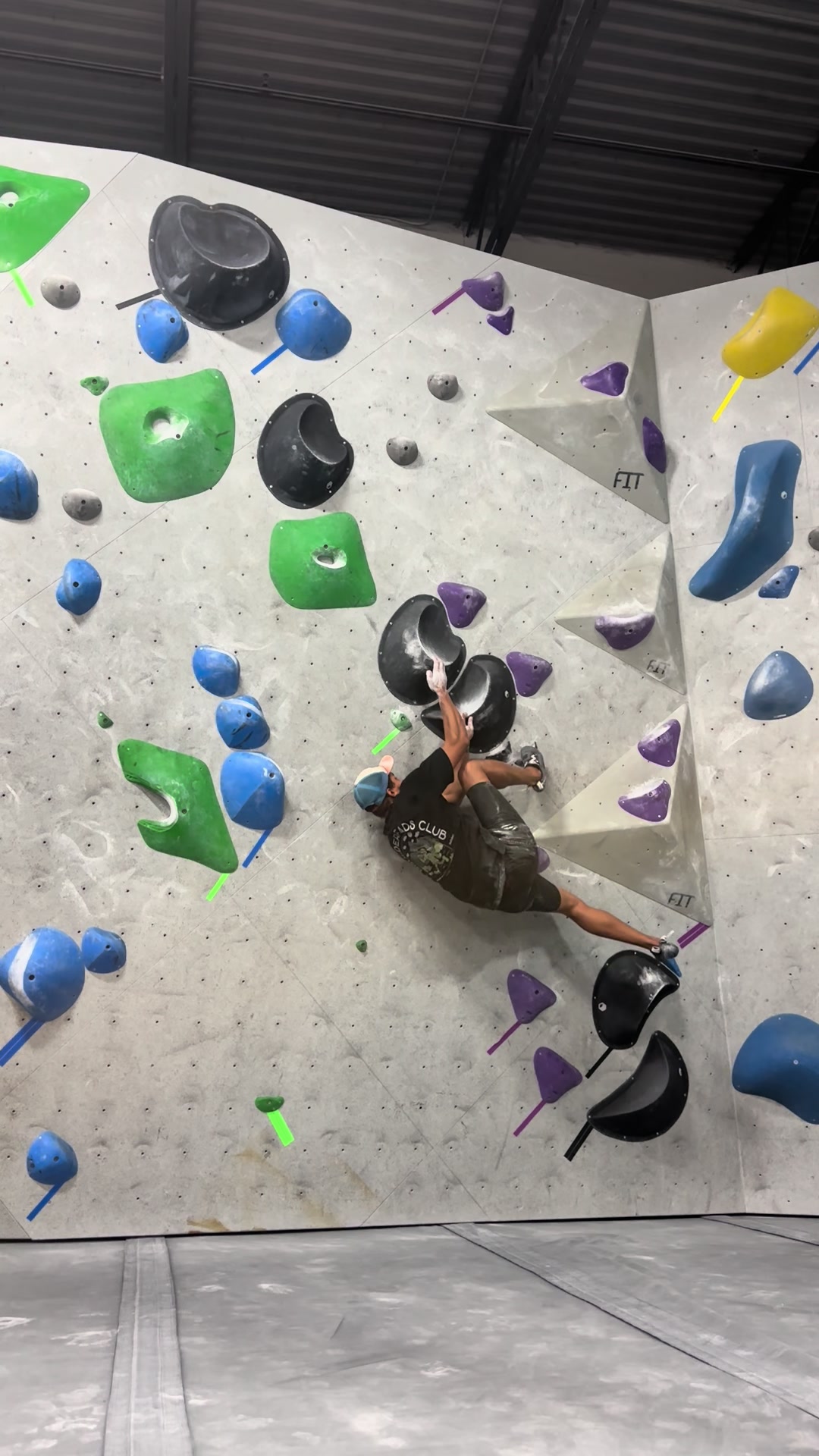 @awetist.climbs