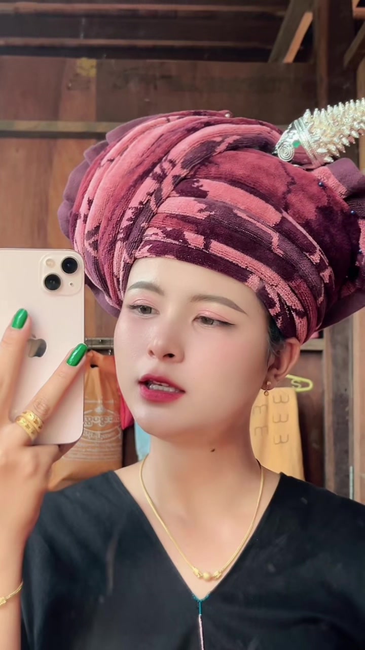@ÑÁŃG ĆHĀW💄