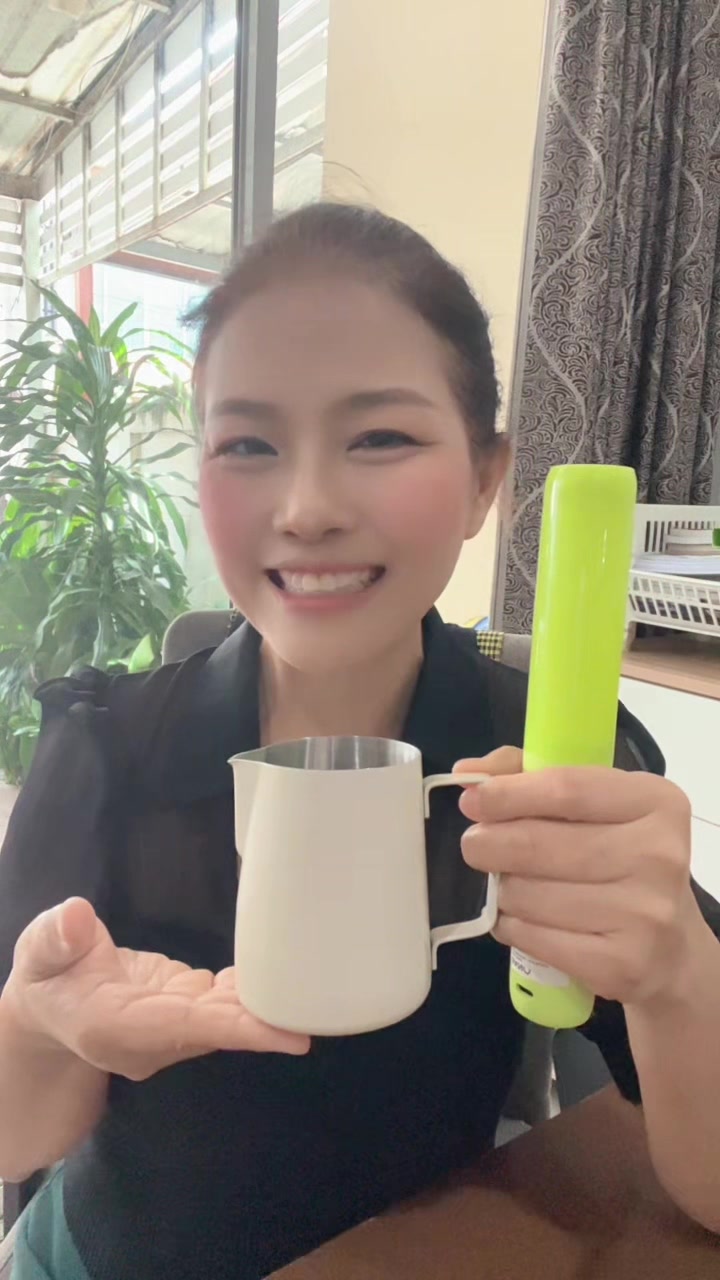 @จินนี่เจน(โชว์มีจีน เซ็นเตอร์)