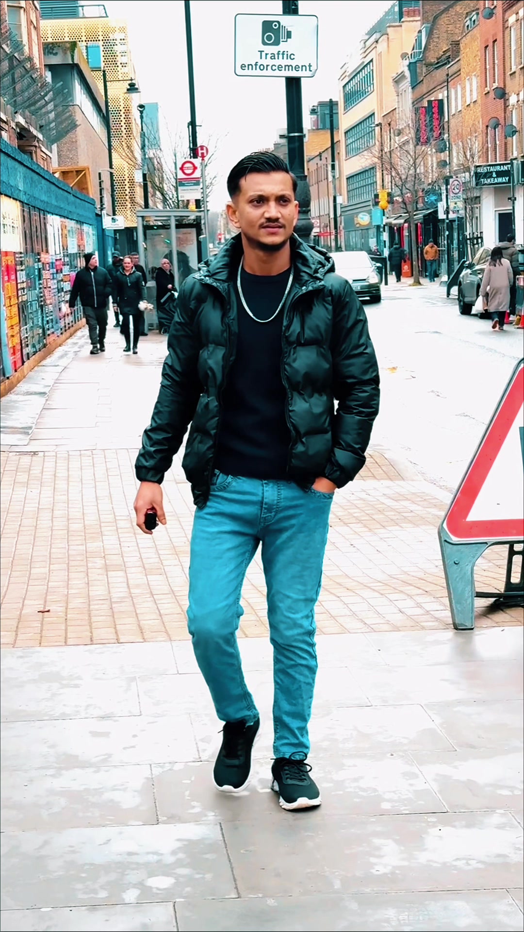 @𝗥𝗔 𝗠𝗔𝗠𝗨𝗡 🇬🇧