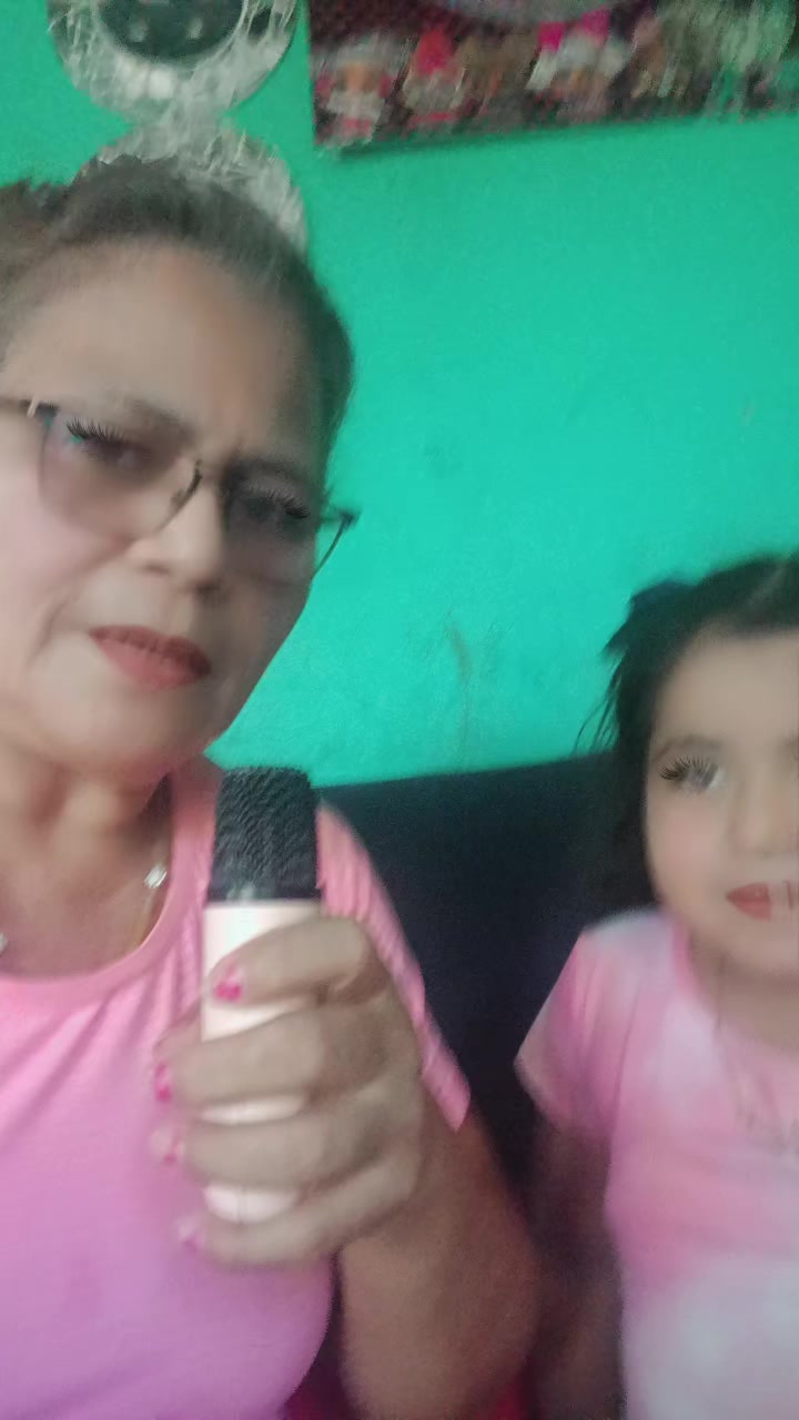 @Dina Mejía