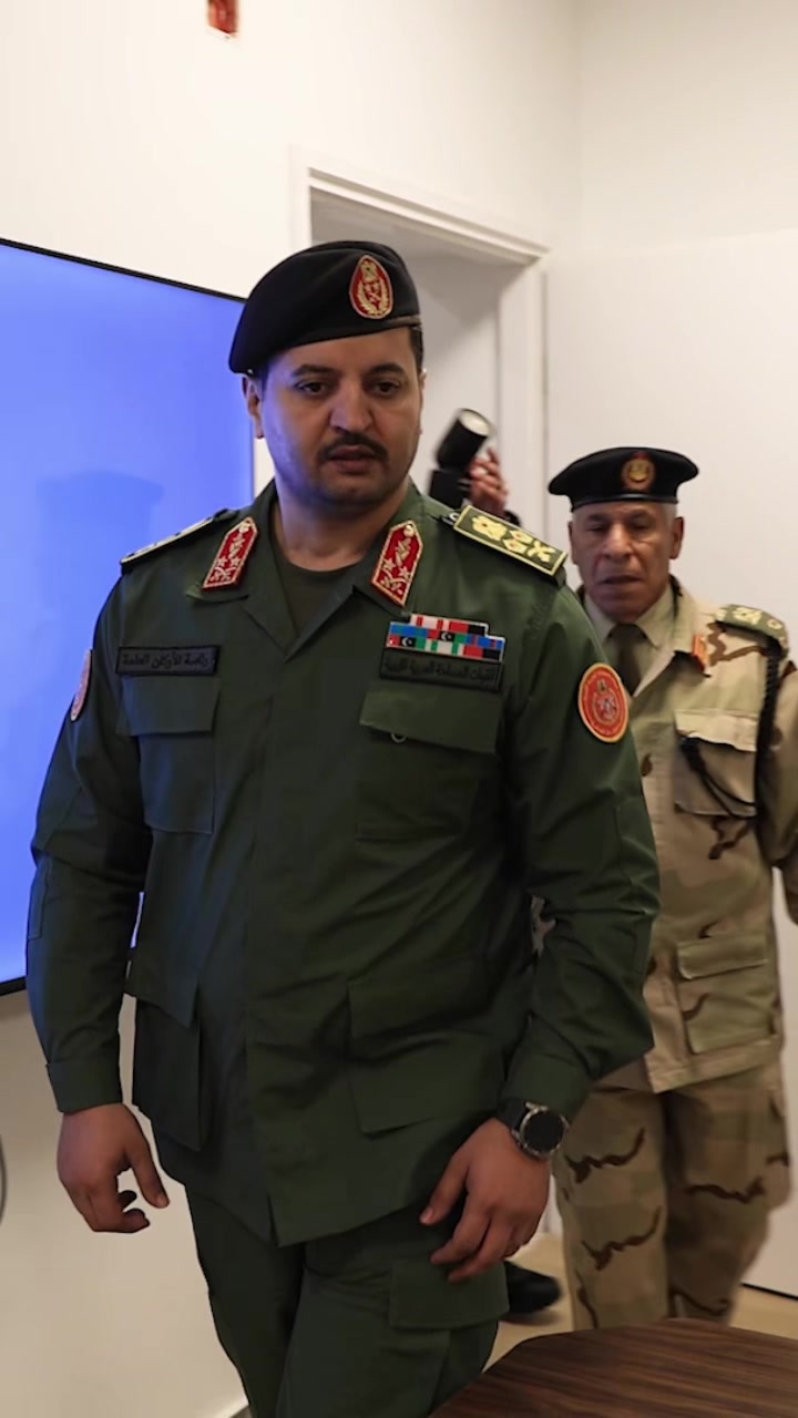 @01 صقر القيادة
