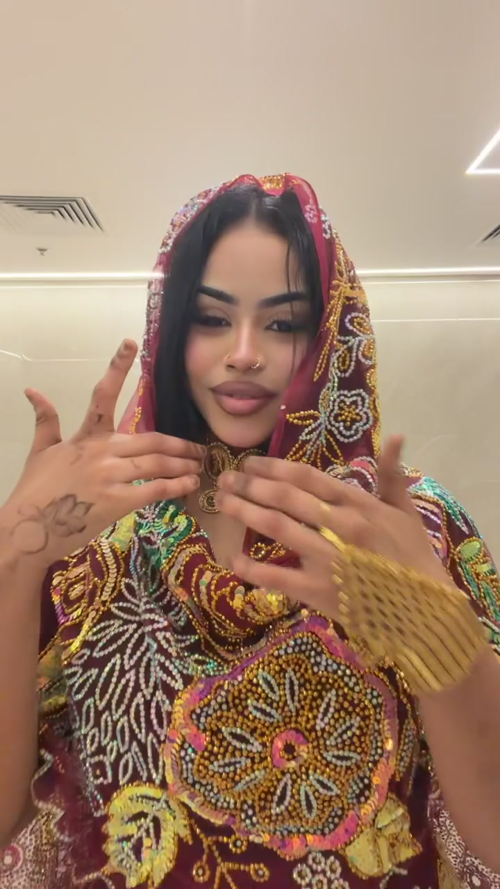@المودل هايدي🦋