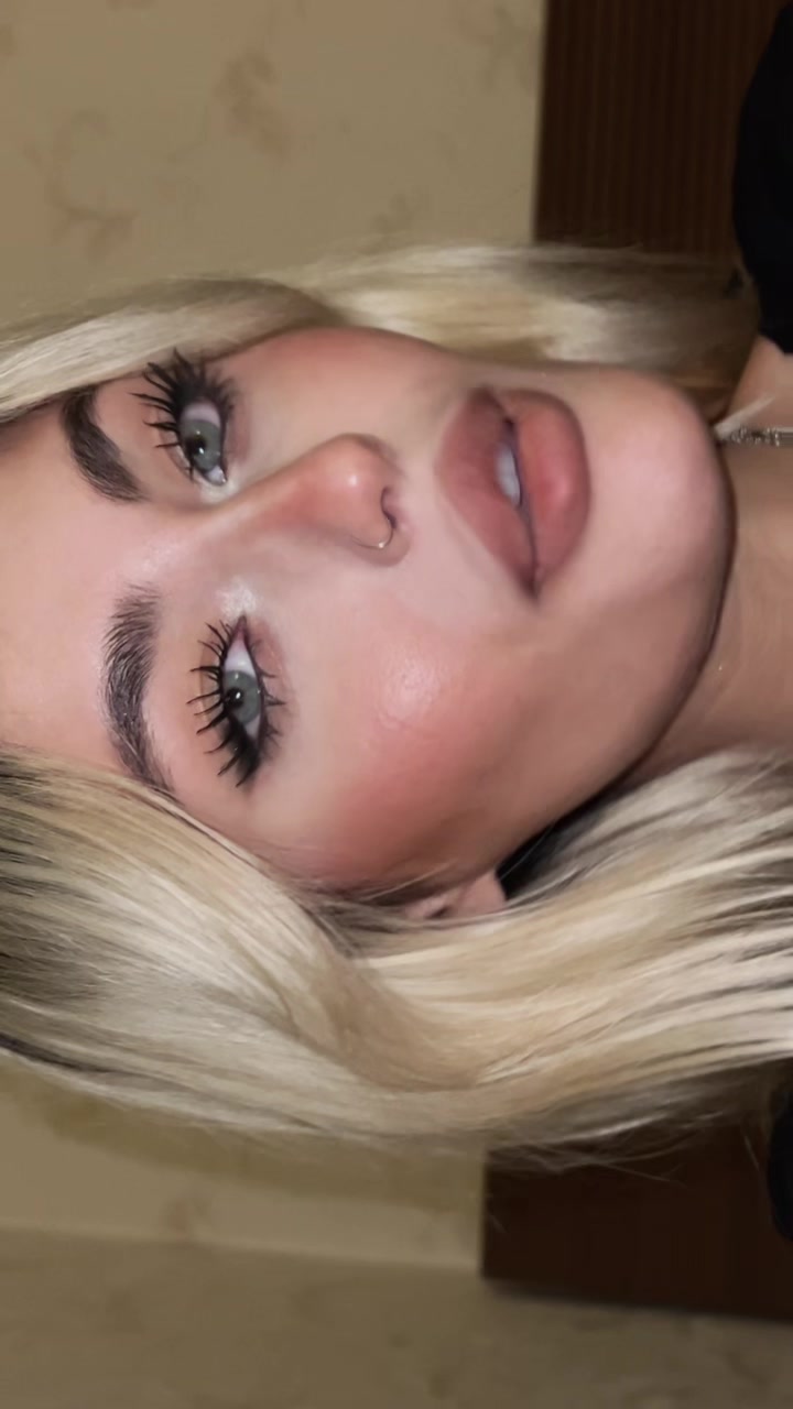 @rozhstorm