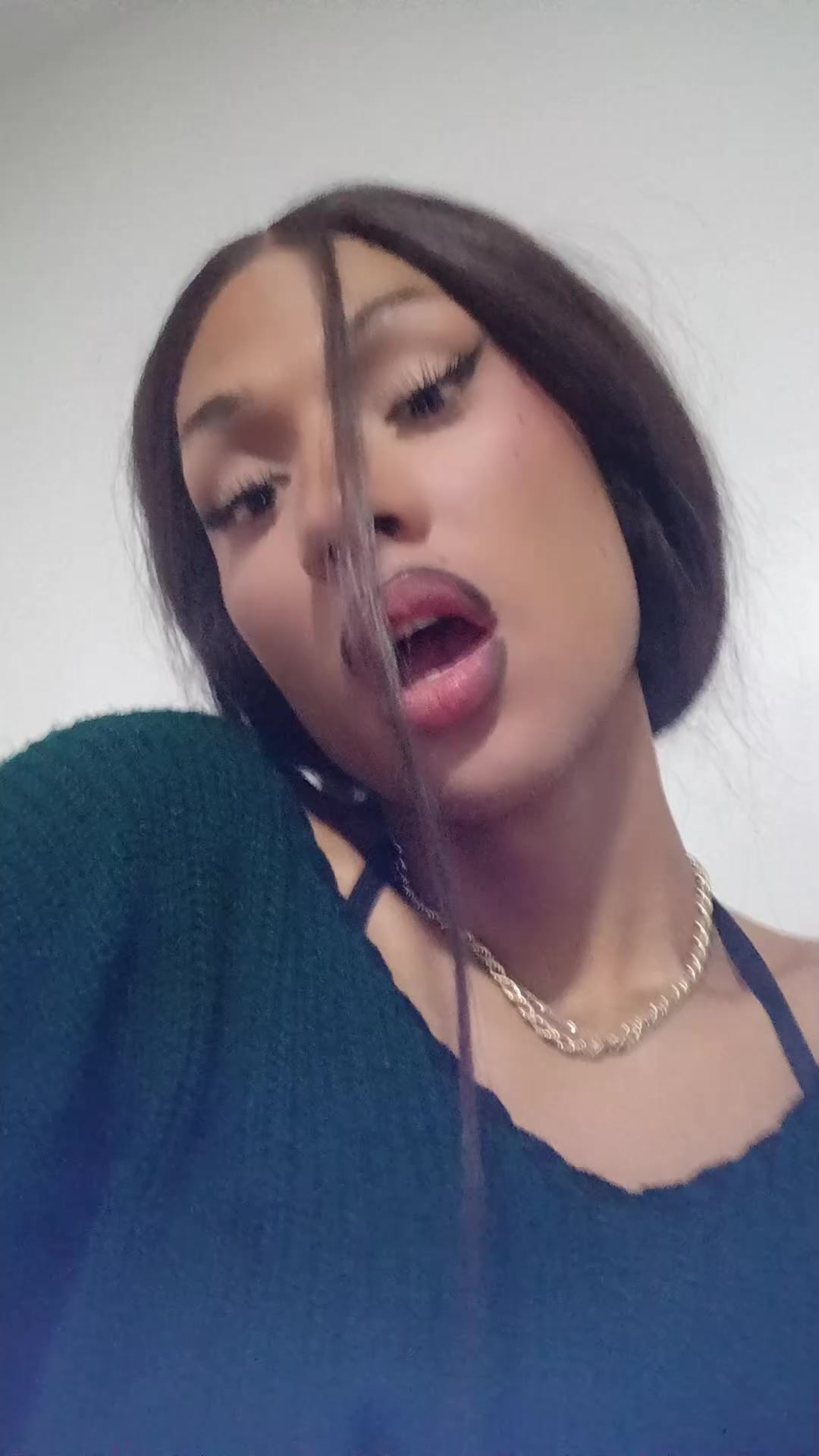 @Judas Adela
