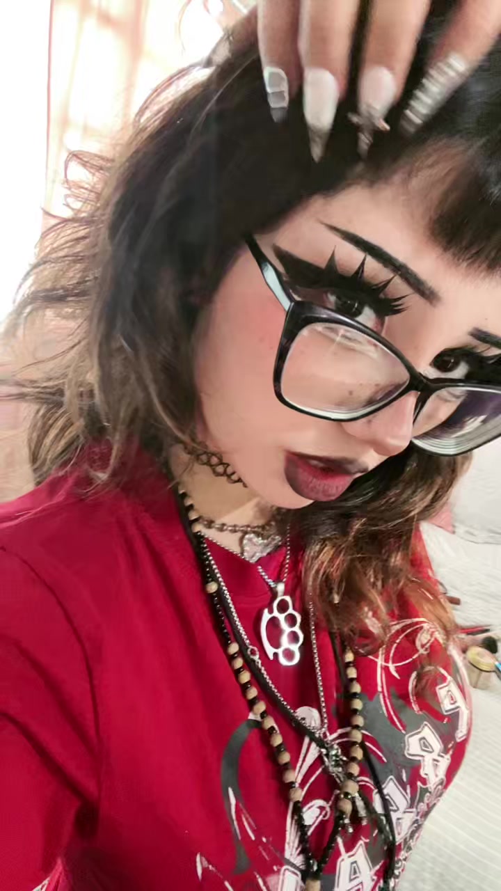 @n a n a ♱