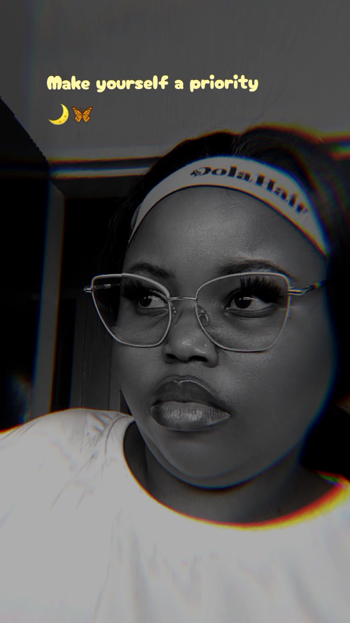 @SthembisoMrholozi🐾