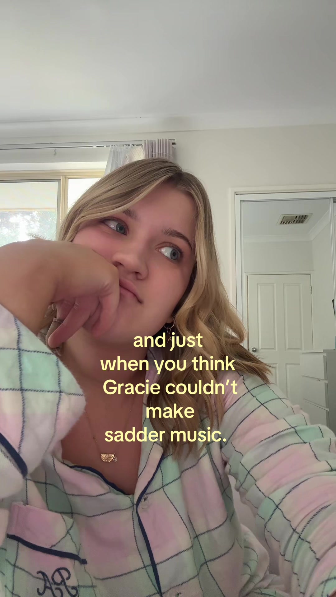 @charleeeehawton