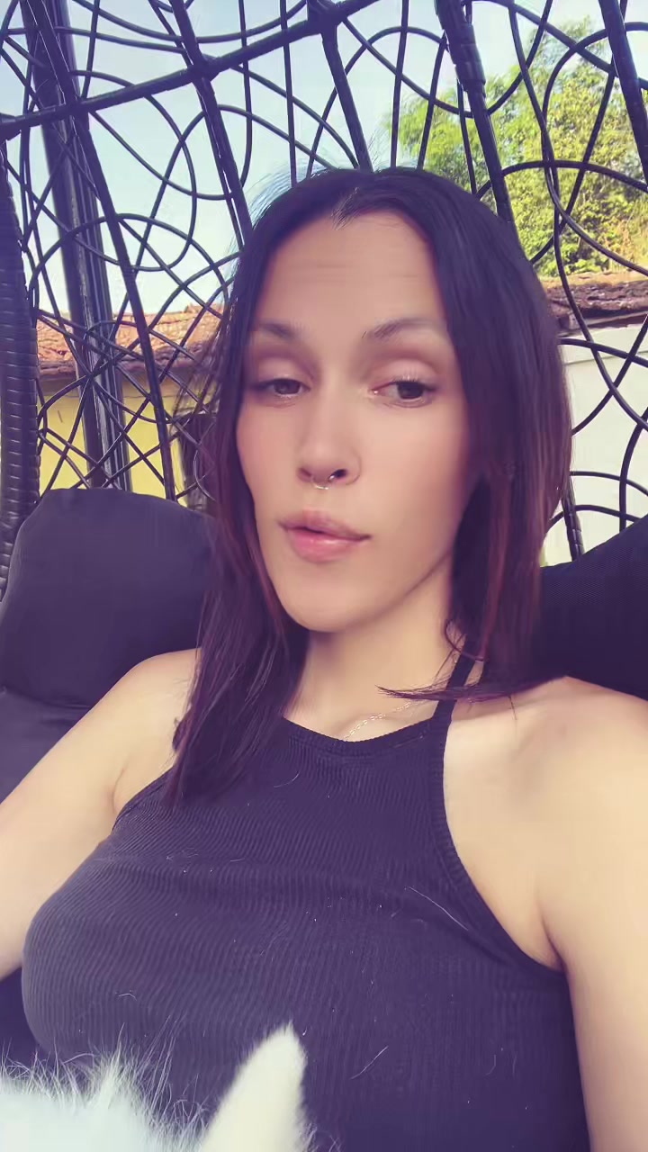 @𝙎𝙖𝙣𝙙𝙧𝙞𝙘𝙞 👧🏻