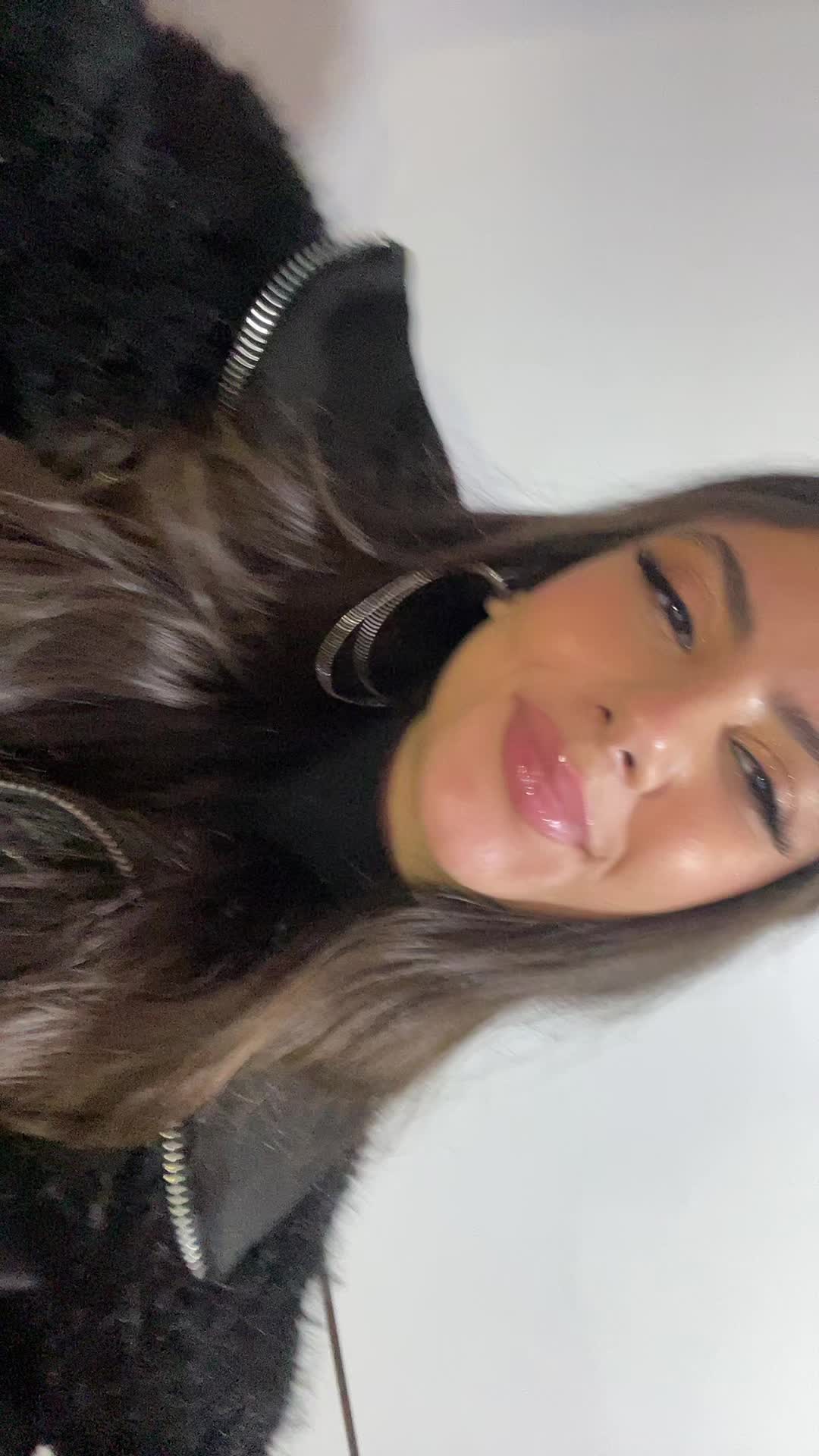 @sara🪬