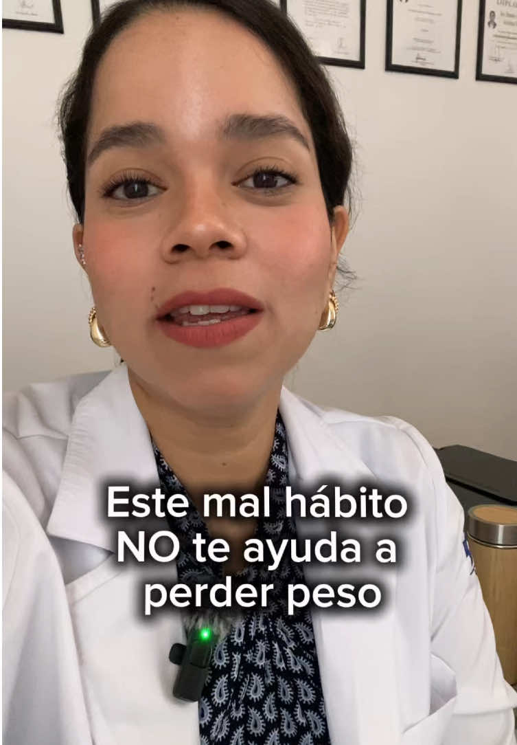 @Dra. Dennise Solorzano Viteri