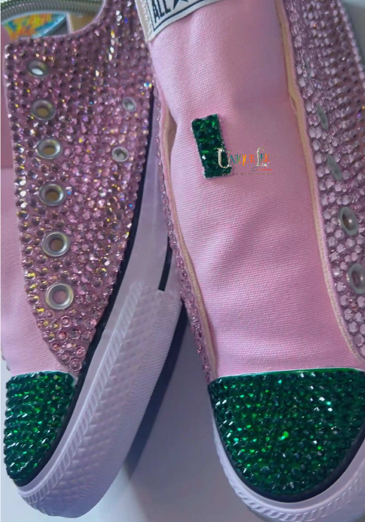 @UniqueLee Creations